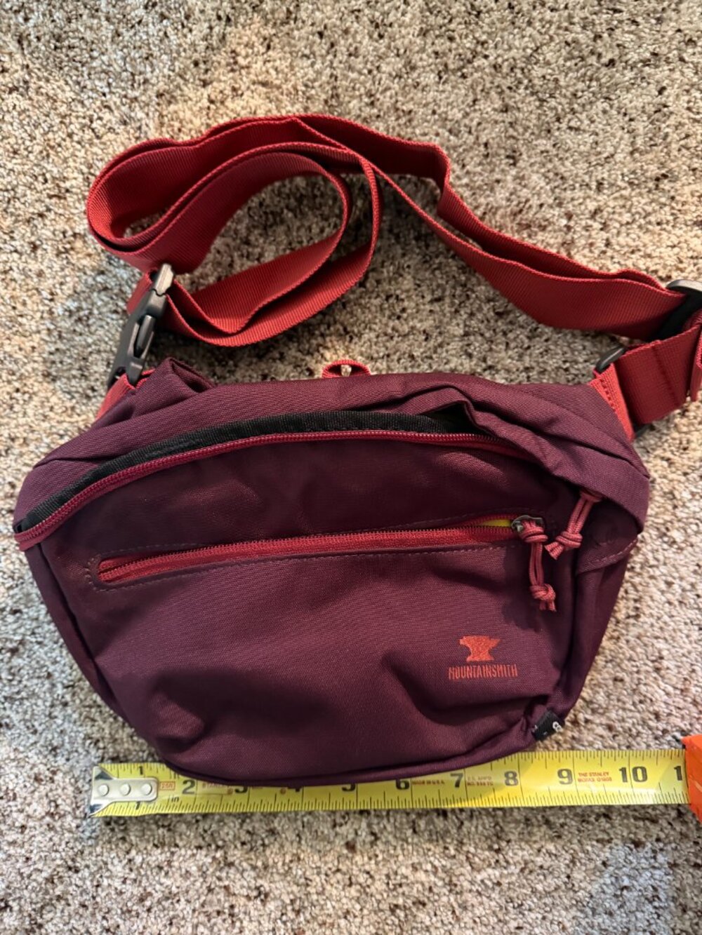 Mountainsmith Knockabout Maroon Red Lumbar Fanny Waist Pack Bum Bag Hybrid Sling